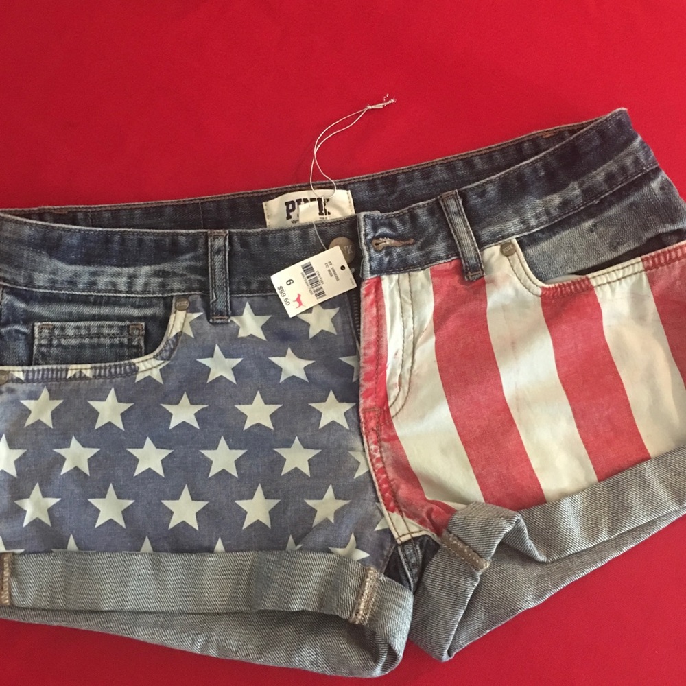 Victoria’s Secret “Pink” Jean shorts sz6 NWT